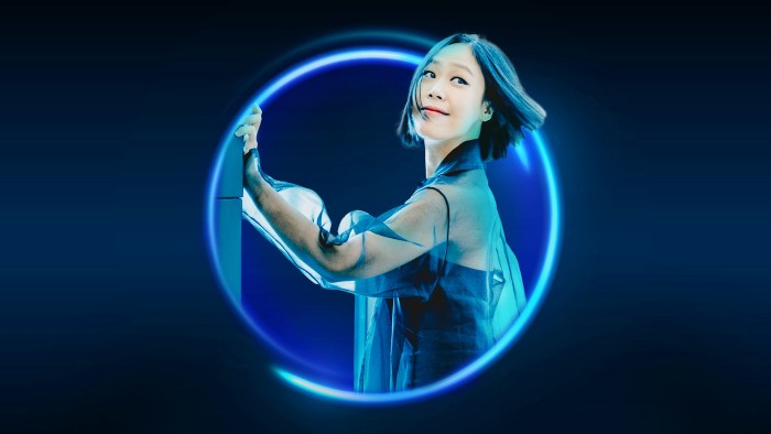 Yeol Eum Son plays Bartók's Third Piano Concerto